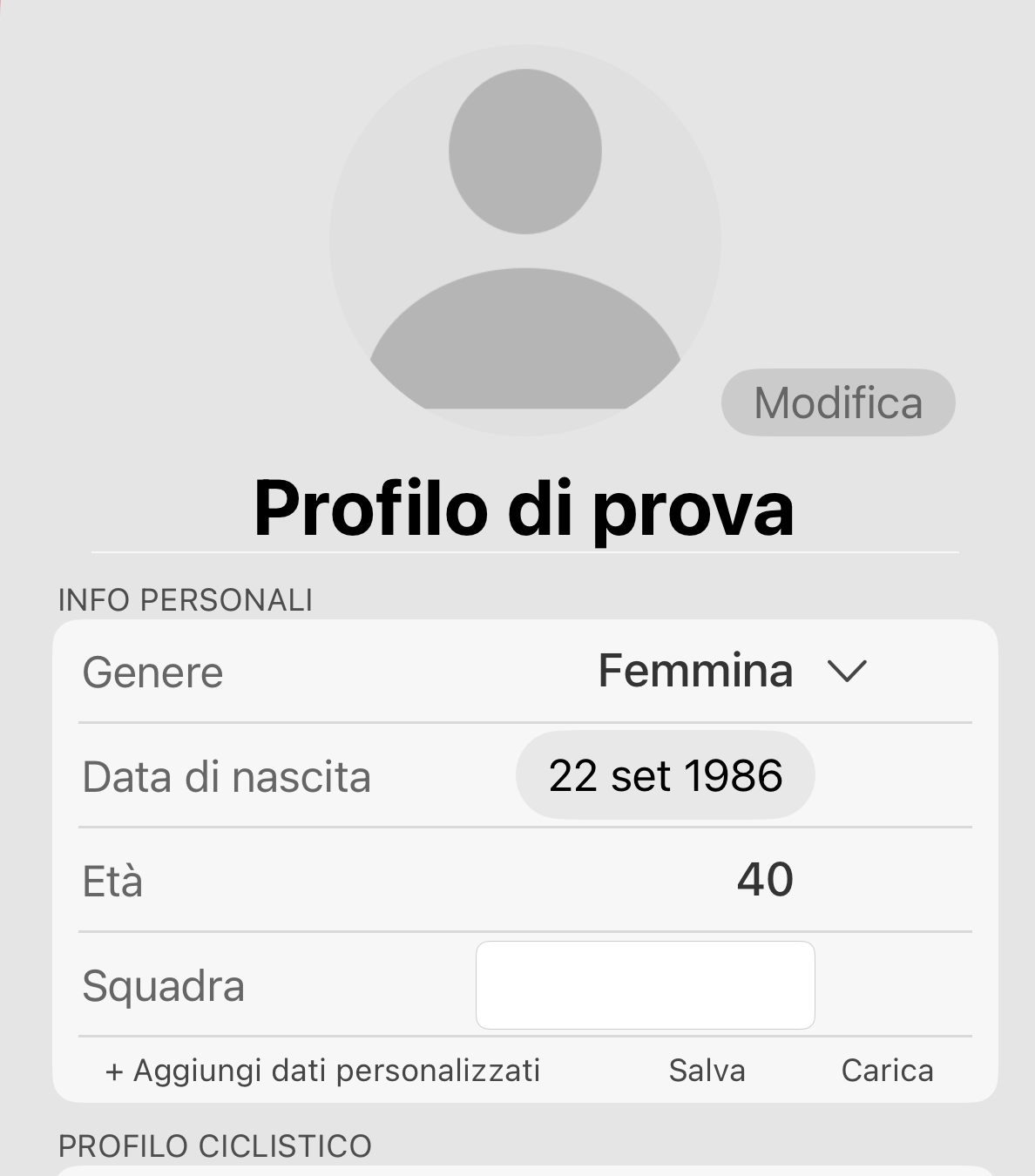 Un profilo di prova con un campo personalizzato, Squadra, aggiunto in Info personali. Salva trasforma i campi del blocco in un modello.